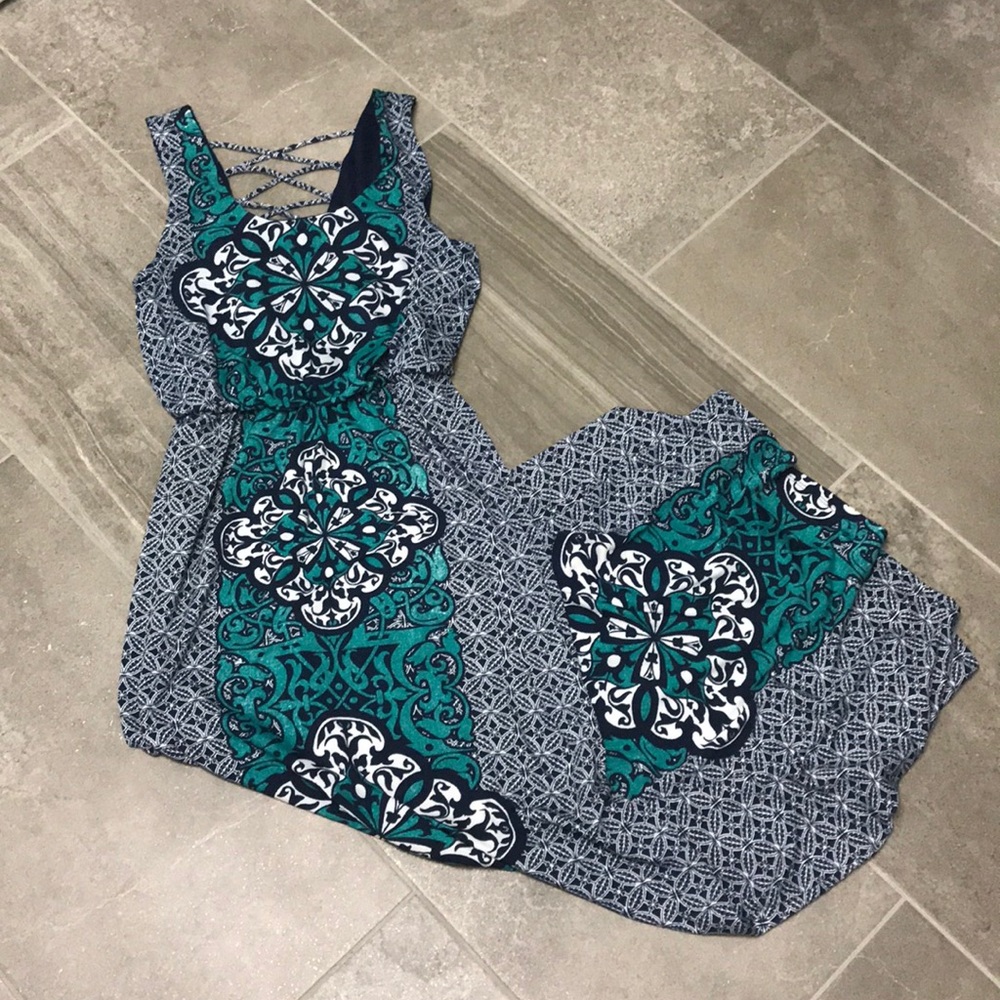 Maurices Sleeveless Turquoise/Navy Maxi Dress